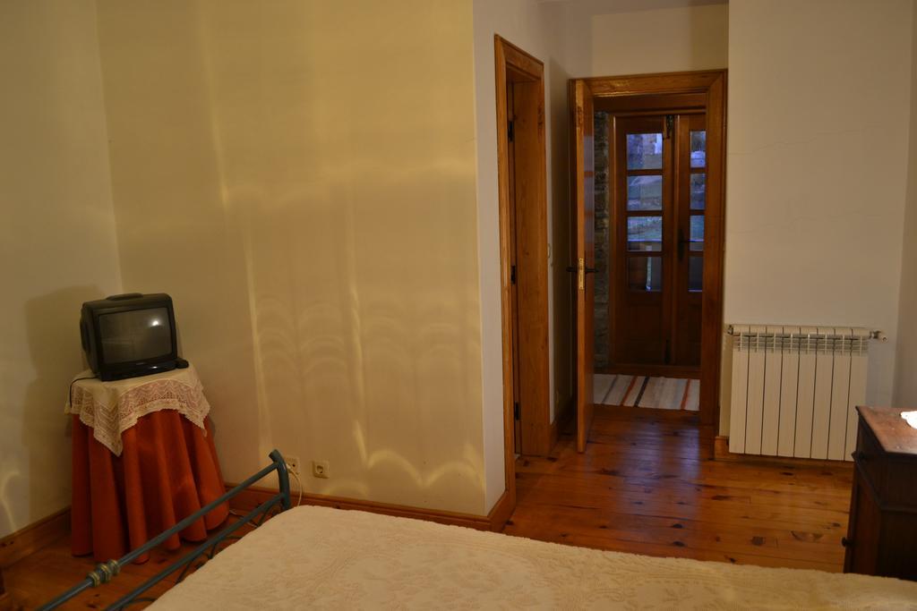 Casa De Onor Villa Рио де Онор Екстериор снимка
